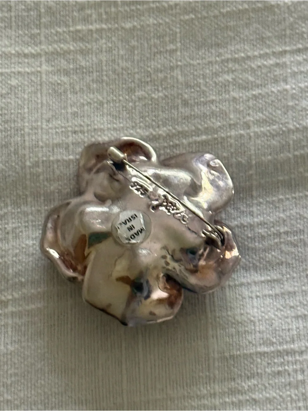 Sterling silver FLOWER shape puffy pin brooch 